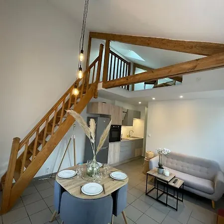 Charmante Maisonnette - 5 Min Du Pole Hippique De Saint-lo Ferienhaus